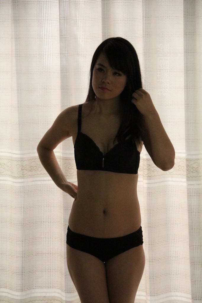 【国模套图】国模赵亦菲性感写真套图