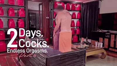 不亏是卖奢侈品的小姐姐，身材很棒啊，屁股是真肥嫩 It's no loss, h