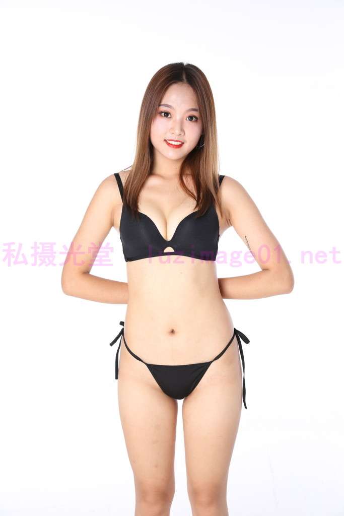 【国模套图】国模林可依大尺度人体私拍套图 [Chinese model set] Chinese model Lin Keyi's largescale private photo shoot of the human body