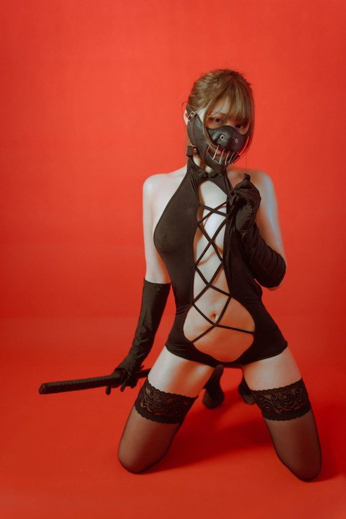 七月喵子《被捆的忍者》 July Meowko "Binned Ninja"