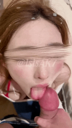 极品模特前凸后翘雪白蜜桃臀，颜值高人骚 The best model has a