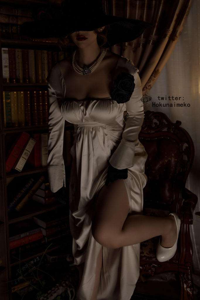 北乃芽子《Alcina Dimitrescu》 Kitano Meiko "Alcina Dimitrescu"