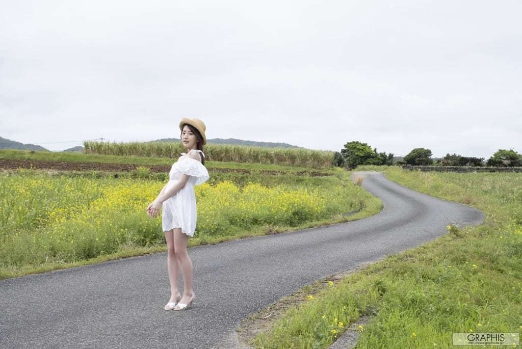 【Graphis】宇野美玲《Curvaceous》 【Graphis】Mirei Uno "Curvaceous"