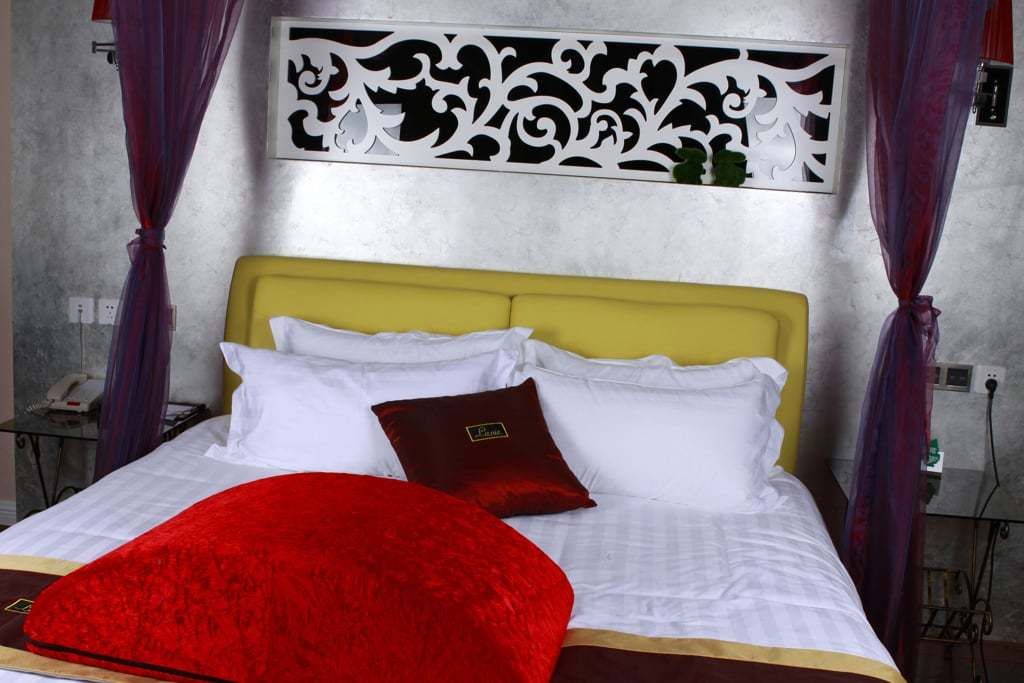 【国模套图】国模雪茶大尺度人体私拍套图 【National Model Set】