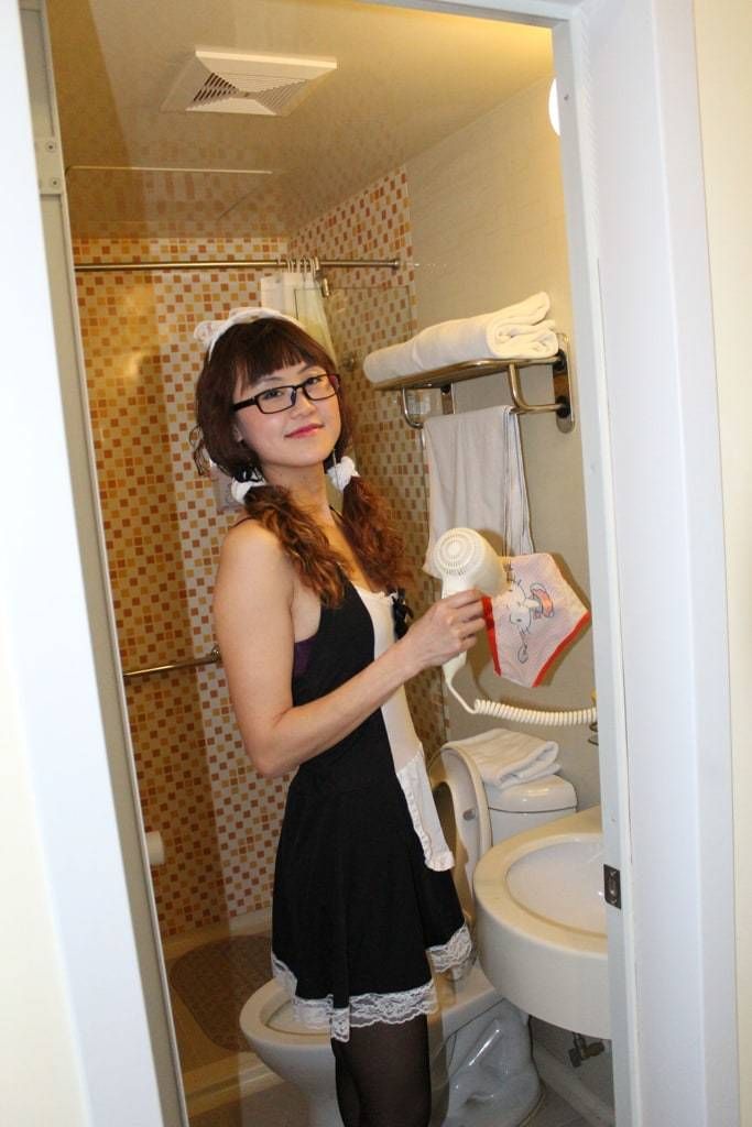 【风吟鸟唱】国模小莉大尺度人体私拍套图 [The Wind Sings and