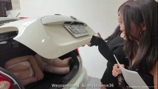 精彩动态图  中国留学生魏乔安和女同朋友之间用最淫乱的方式舔鲍舔奶抠穴高潮 Wo