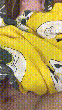 巨乳少妇 身材不错 奶大鲍鱼粉（动图） Busty young woman with good figure, big breasts and abalone powder (animated picture)