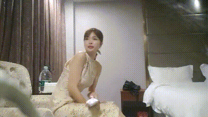 下面好多水好喜欢 好久没这么快乐了 性格温柔没想到床上这么骚 呻吟好听 I like so much water below. I haven't been so happy for a long time. I have a gentle personality. I didn't expect it to be so sexy on the bed. I moaned nicely | sex position dictionary