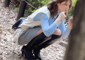 白嫩大胸少妇，捂嘴残忍轮狠操 差点窒息，惨叫 痉挛 发抖 The fair and tender young woman with big breasts covered her mouth and was brutally fucked. She almost suffocated, screamed, convulsed and trembled.