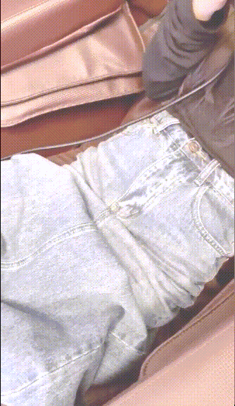 大哥刚走白白嫩嫩的嫂子就迫不及待来我家 As soon as my eldest