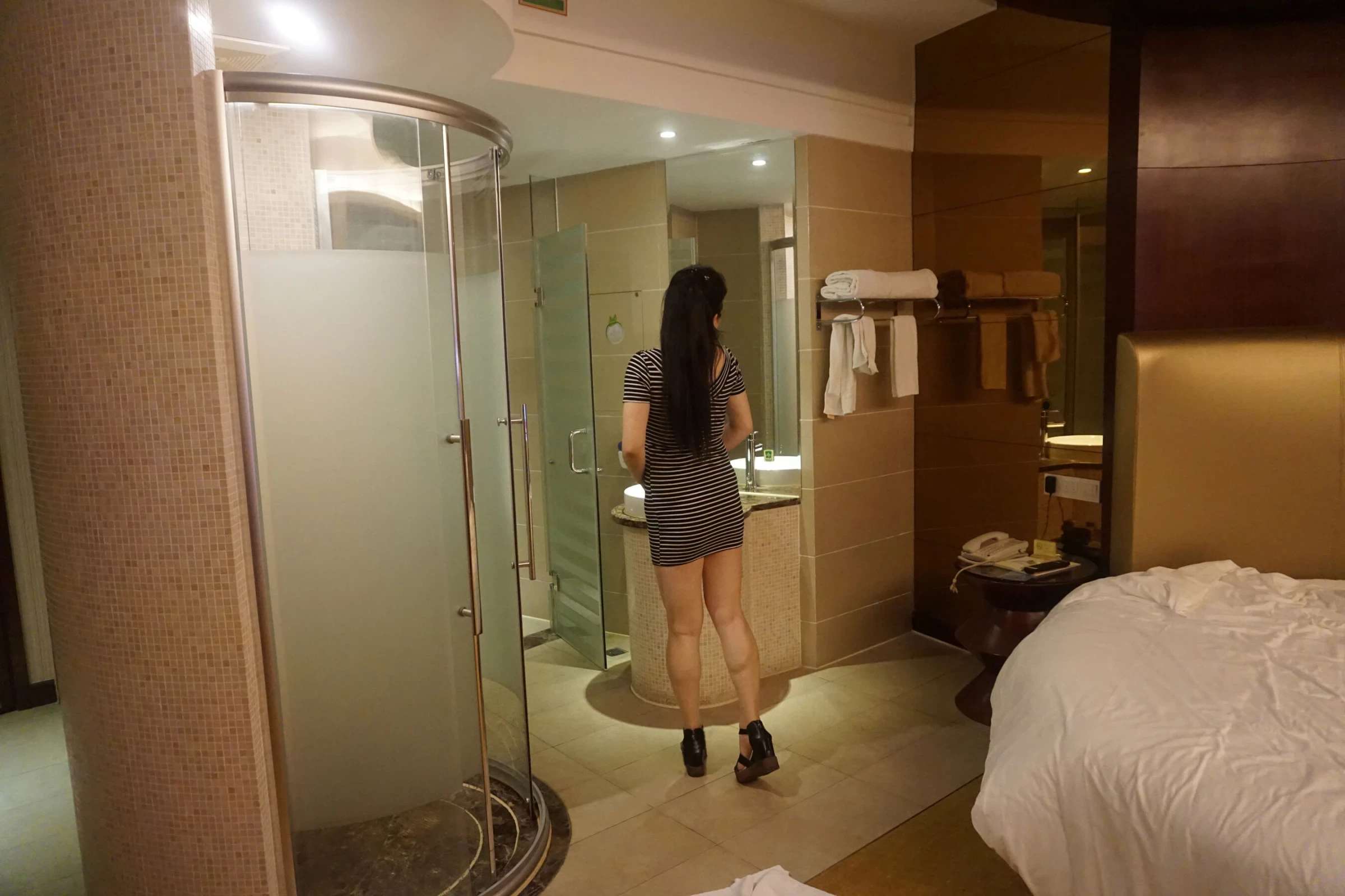 【Photo】不知名国模大尺度人体私拍(2018090... 【Photo】Unknown Chinese model&rsquo;s largescale human body private photoshoot (2018090...