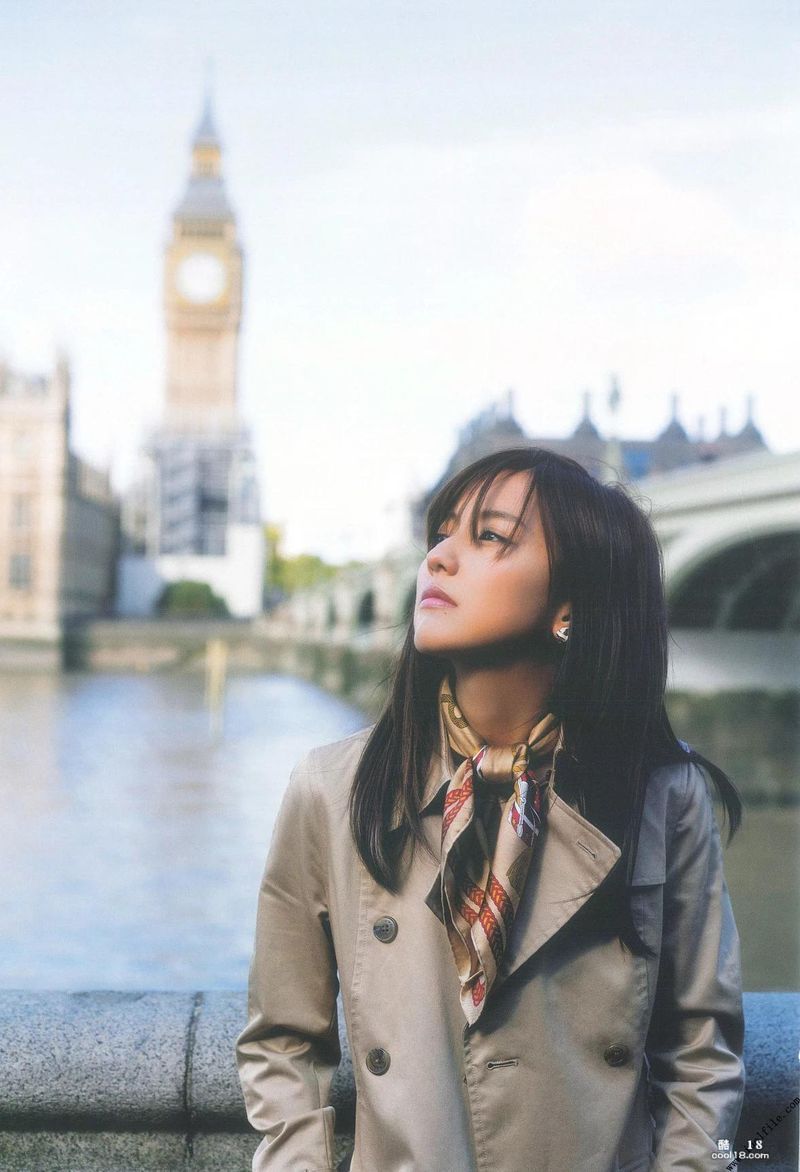 真野恵里菜 写真集 『 ERINA 』 Manano Erika Photo Album "ERINA"