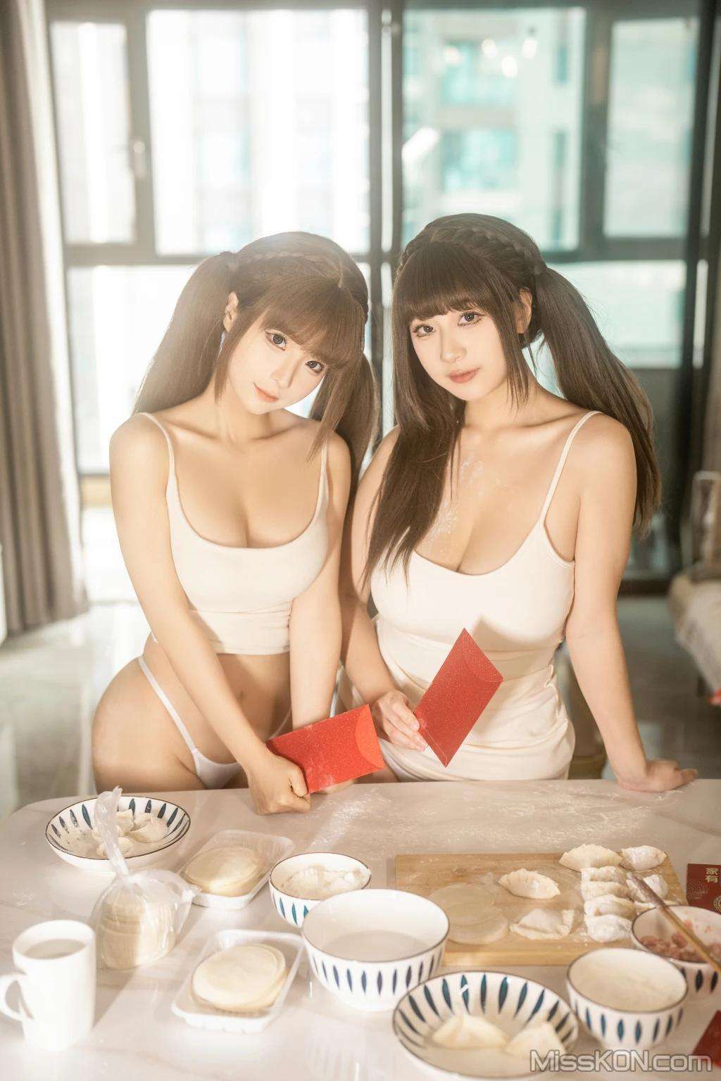 Coser@蠢沫沫 (chunmomo) & 浅安安： 双人新年贺岁 Coser@窭momo (chunmomo) & 青安安： Happy New Year for two people