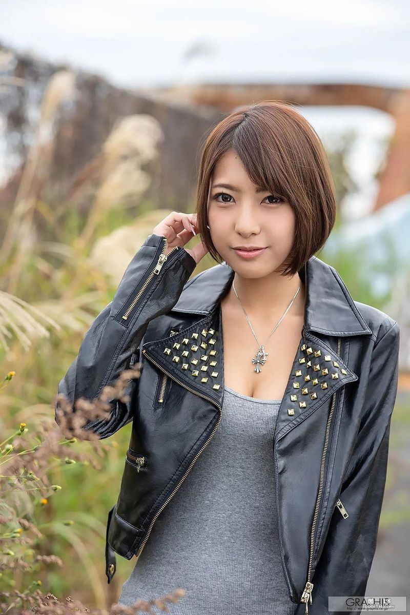 春咲りょう春咲凉《Cool Doll》 [Graphis Harusaki HaruHarusaki Ryo "Cool Doll" [Graphis