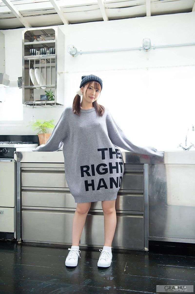 [岬ななみ] 极品妹性感撩人尺度大开 难以招架 [嬬ななみ] The best girl&rsquo;s sexy and sultry scale is so wide that it&rsquo;s hard to resist