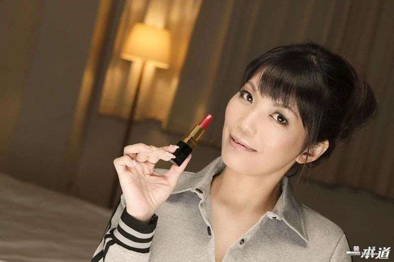 小野寺真理 Mari Onodera