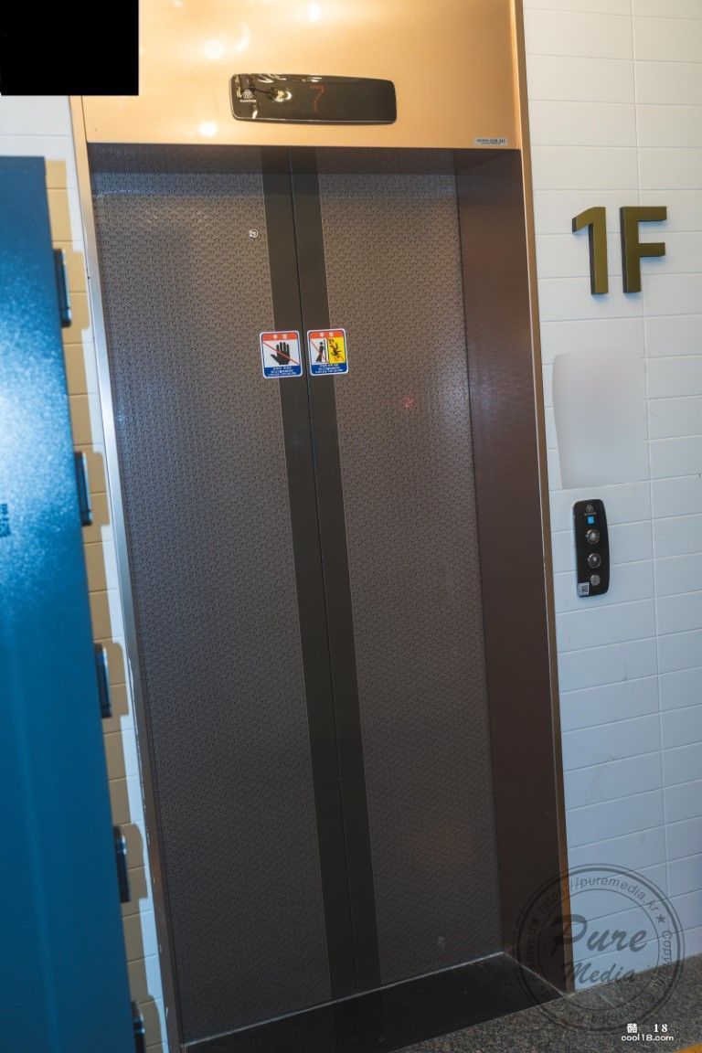 Yeha_예하,_[PURE_MEDIA]_Vol.265_Hungry_Bitch_in_The_Stairwell_Set.01 Yeha_예하,_[PURE_MEDIA]_Vol.265_Hungry_Bitch_in_The_Stairwell_Set.01