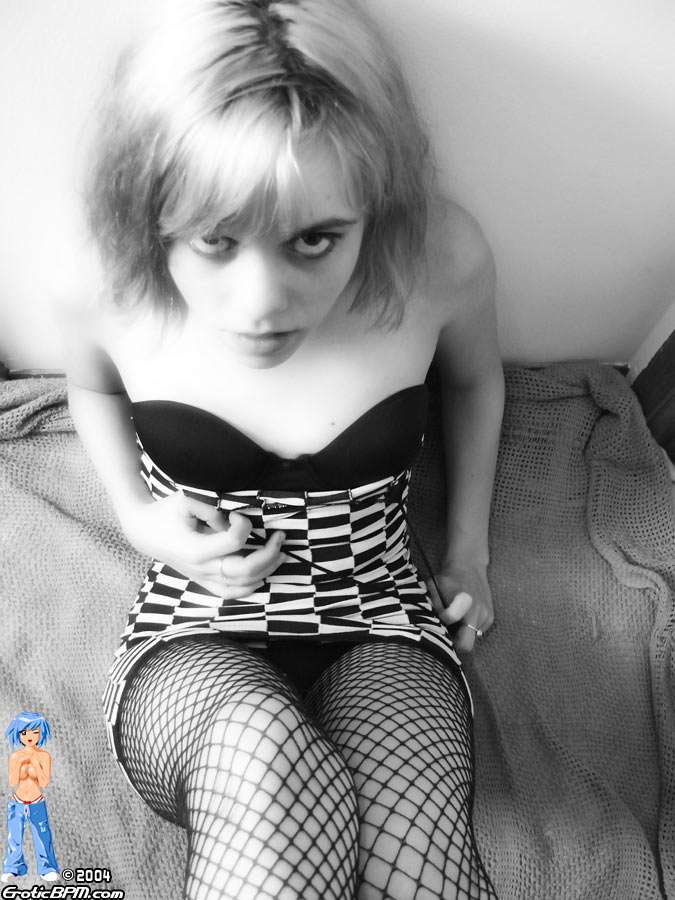 Petite girl Athena Hollow dof... Petite girl Athena Hollow dof...