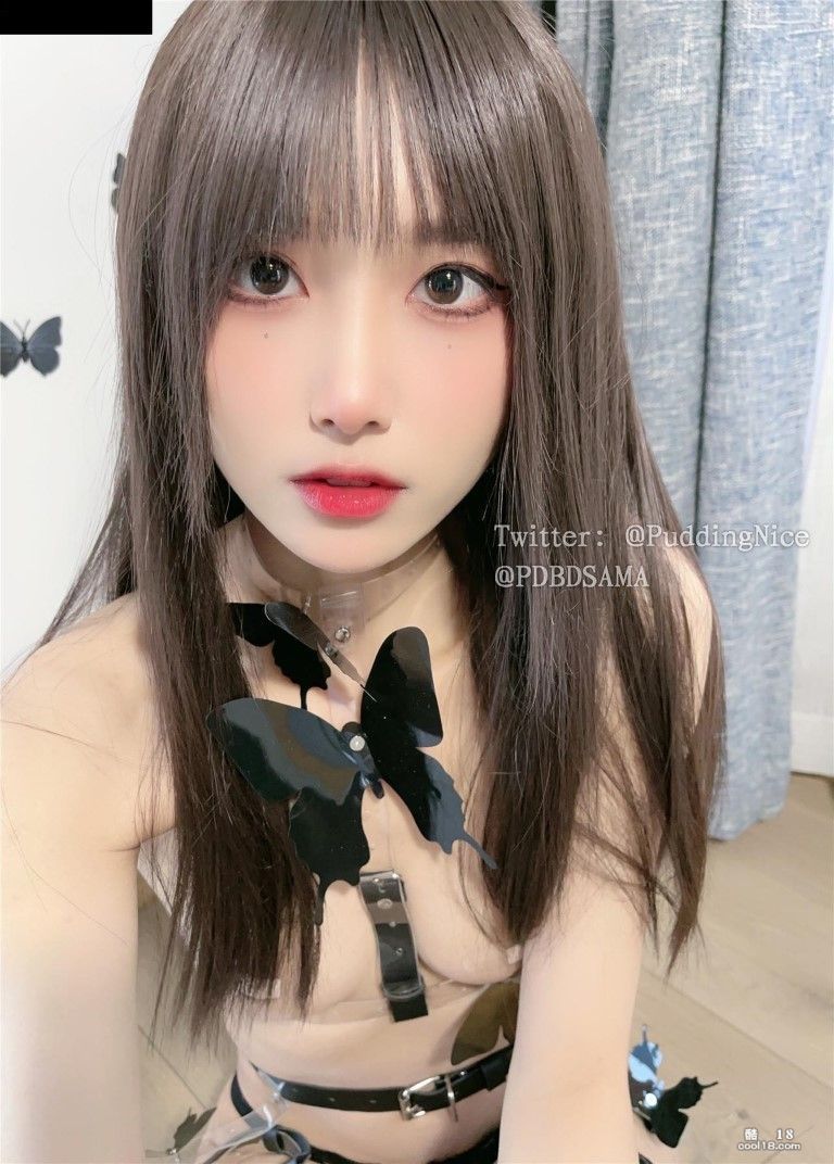 极品推特网红女神小姐姐布丁大法强势回归之灰丝 The ultimate Twitter celebrity goddess Pudding Dafa makes a strong return with gray silk stockings