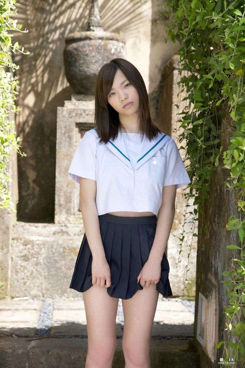 [YS Web] Vol.553 鹰羽澪《ちっちゃおっきい [YS Web] Vol.553 Mio Takaba "ちっちゃおっきい"