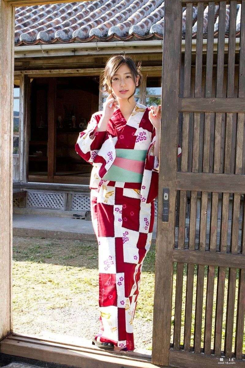 [YS Web] Vol.561 村上友梨《たわわに実った [YS Web] Vol.561 Murakami Yuri "たわわに実った"