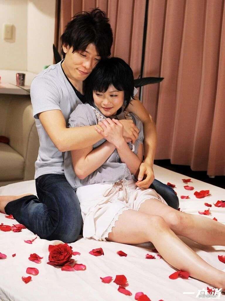 [日高ゆりあ]送上自己的第一次 [Hidaka Yuna] Give me your first time