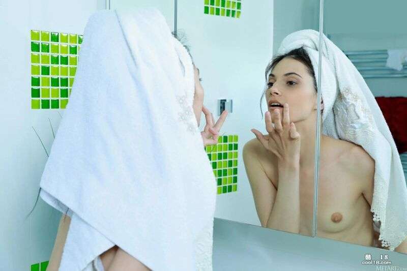 Aleksandrina  Tiled Aleksandrina  Tiled