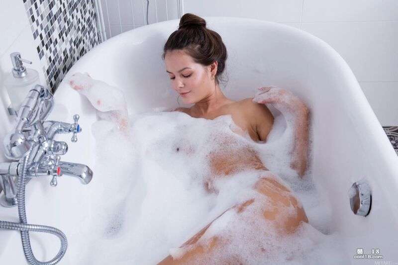 Viva Fleur  Foam Bubbles Viva Fleur  Foam Bubbles