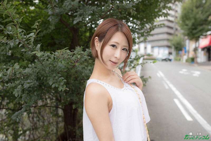 日本巨乳熟女荡妇枢木美栞在性爱游戏时被中出 Japanese busty mature slut Shuki Misaki was creampied during a sex game