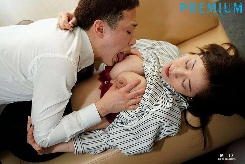 篠田ゆう～公司出差期间仅可容纳两个人的办公室 Yuki Shinoda ~ An office that can only accommodate two people during the company's business trip