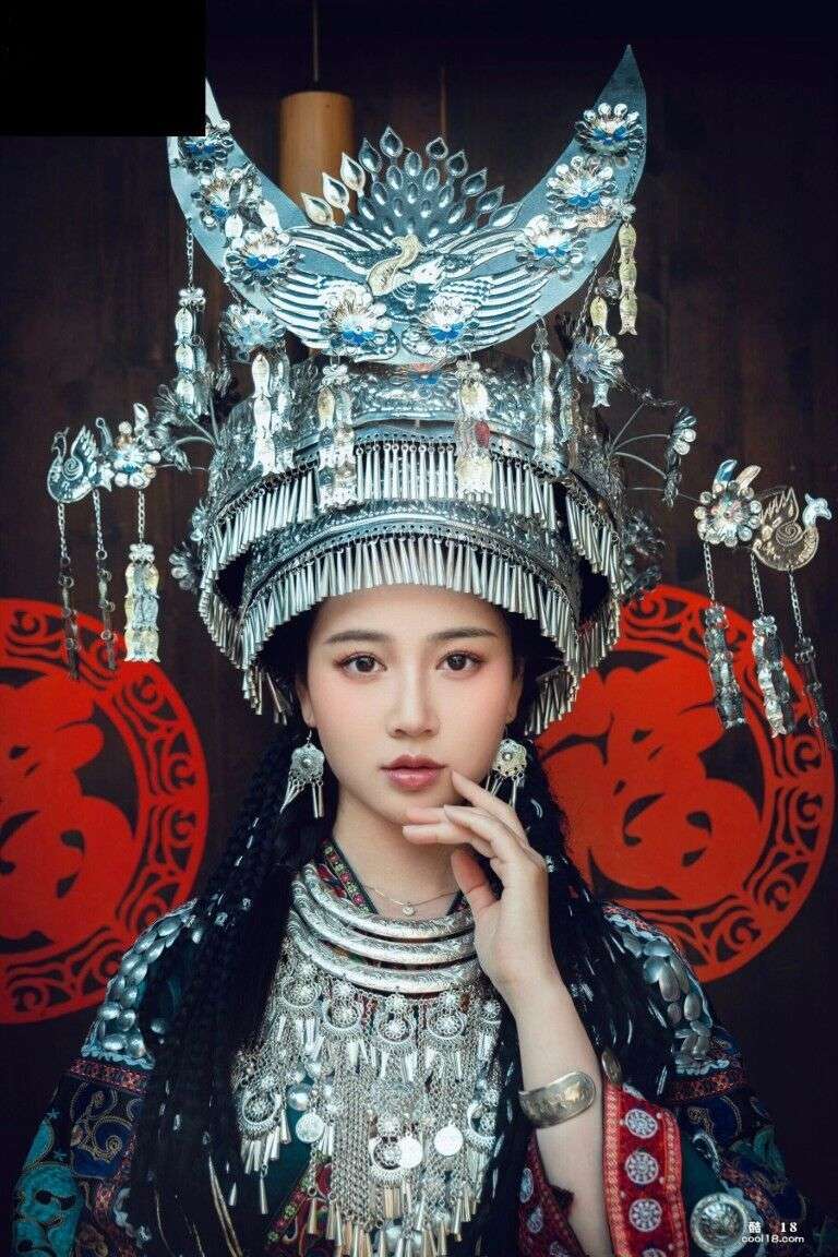 [网红模特]年年《苗疆少女》 [Internet celebrity model] "Miao girl" every year