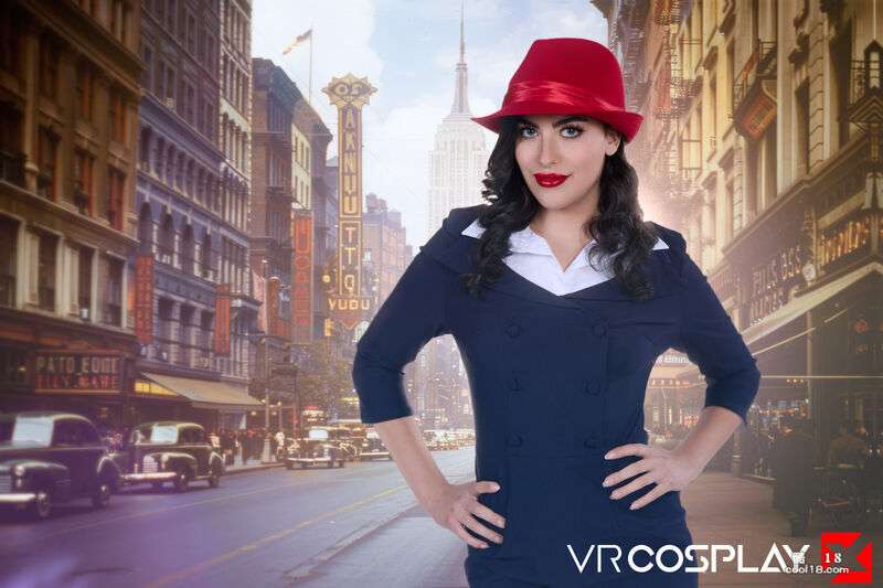 特工卡特通过戏弄和诱惑我们，炫耀她的性感动作 Agent Carter shows off her sexy moves by teasing and seducing us