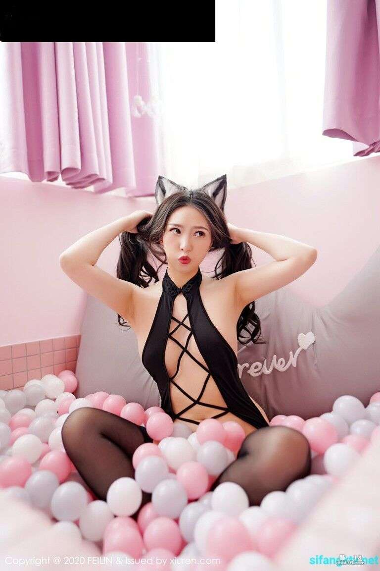 【秀人SK美女模特小波多】摄影师无圣光私拍自拍流出写真Part.3【80P】 [Shiren SK beautiful model Xiao Waduo] Photographer Wu Shengguang's private selfie leaked photo Part.3 [80P]