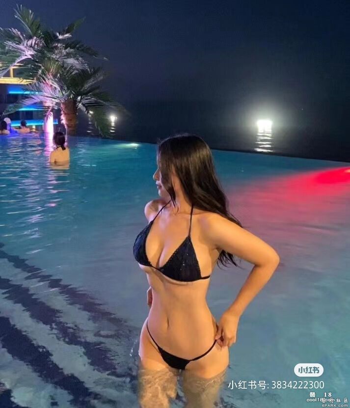 遮不住的丰胸 Uncoverable breast enlargement