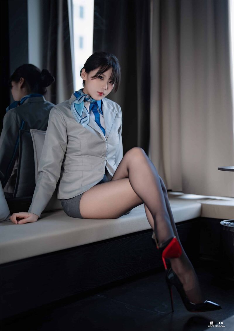 轩萧学姐空姐室内黑丝+视频 Senior Sister Xuan Xiao  S