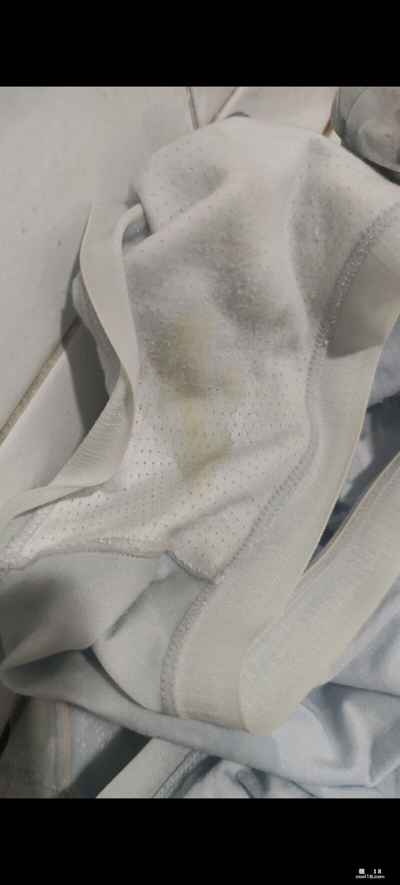 大姨子刚换下来的原味骚内裤 My sisterinlaw just change