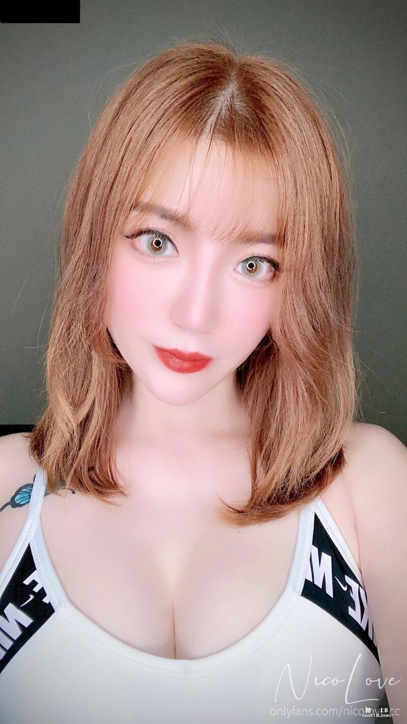 OnlyFans极品反差小姐姐【妮可】解锁私拍【165P】 OnlyFans's