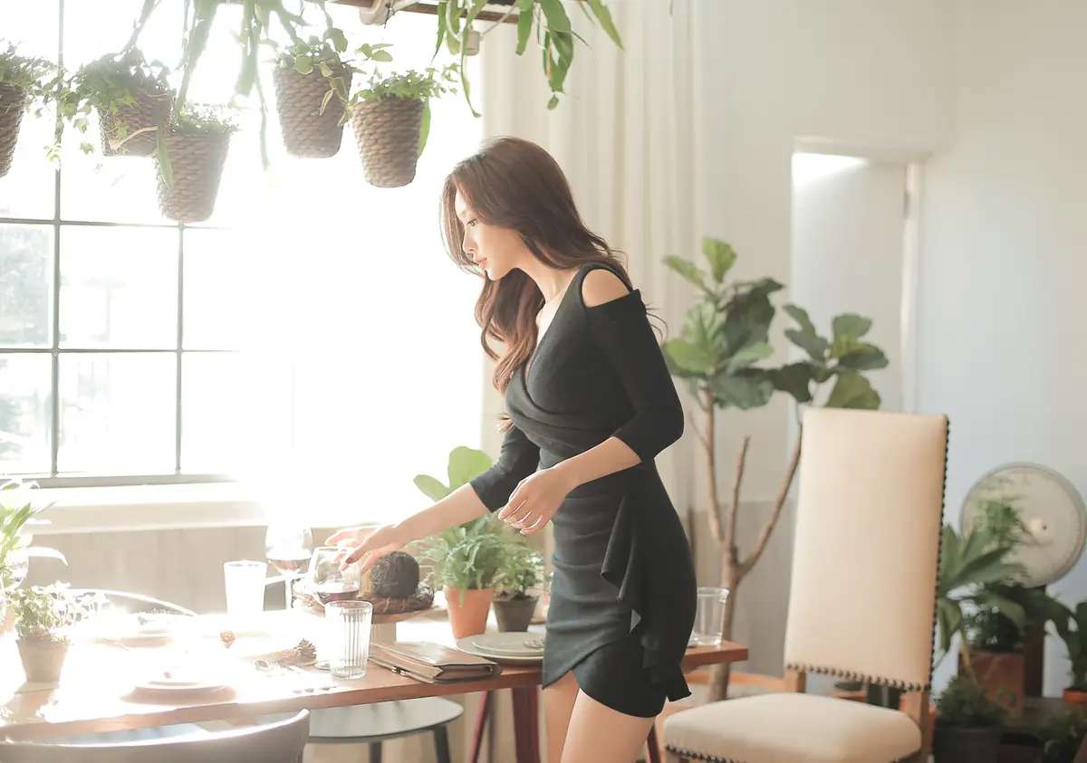 韩国人气模特孙允珠高清写真集展现优雅气质与都市丽人魅力 Popular Korean model Son Yoonjoo's highdefinition photo album shows her elegance and urban beauty charm