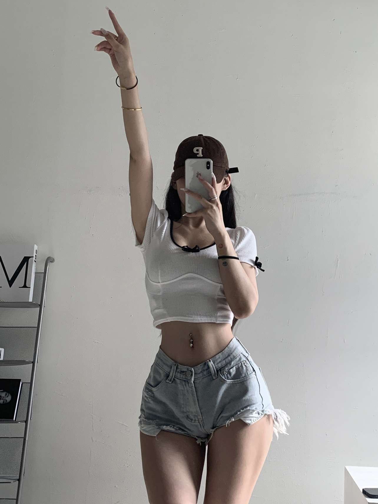 陈佩奇夏日写真集青春活力与性感魅力并存 Peggy Chen's summer photo album coexists youthful vitality and sexy charm