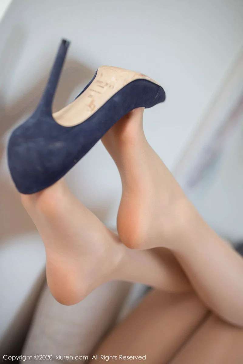 阿朱曼妙身姿写真集之高跟鞋诱惑 Azhu's beautiful figure photo album： high heels temptation