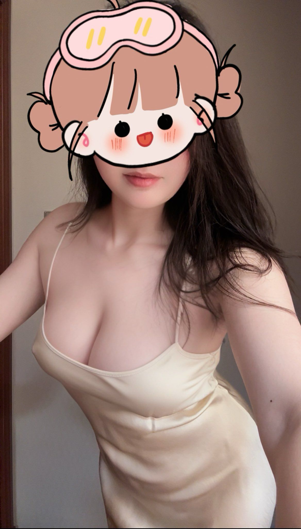 漂亮姐姐的丝绸诱惑 The silk temptation of beautif