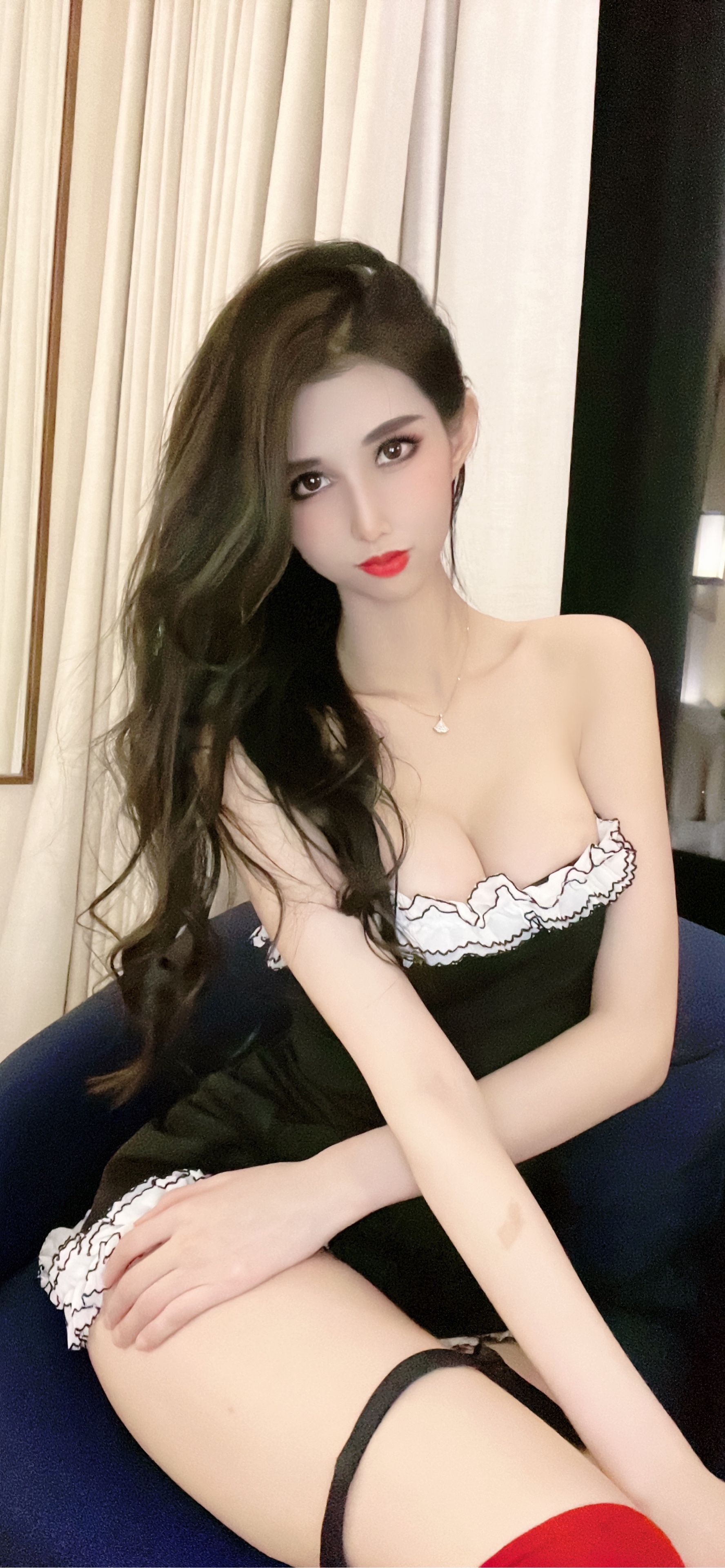 高挑美女刘太阳写真：黑色蕾丝诱惑，极致魅惑的深夜独白 Photograph of