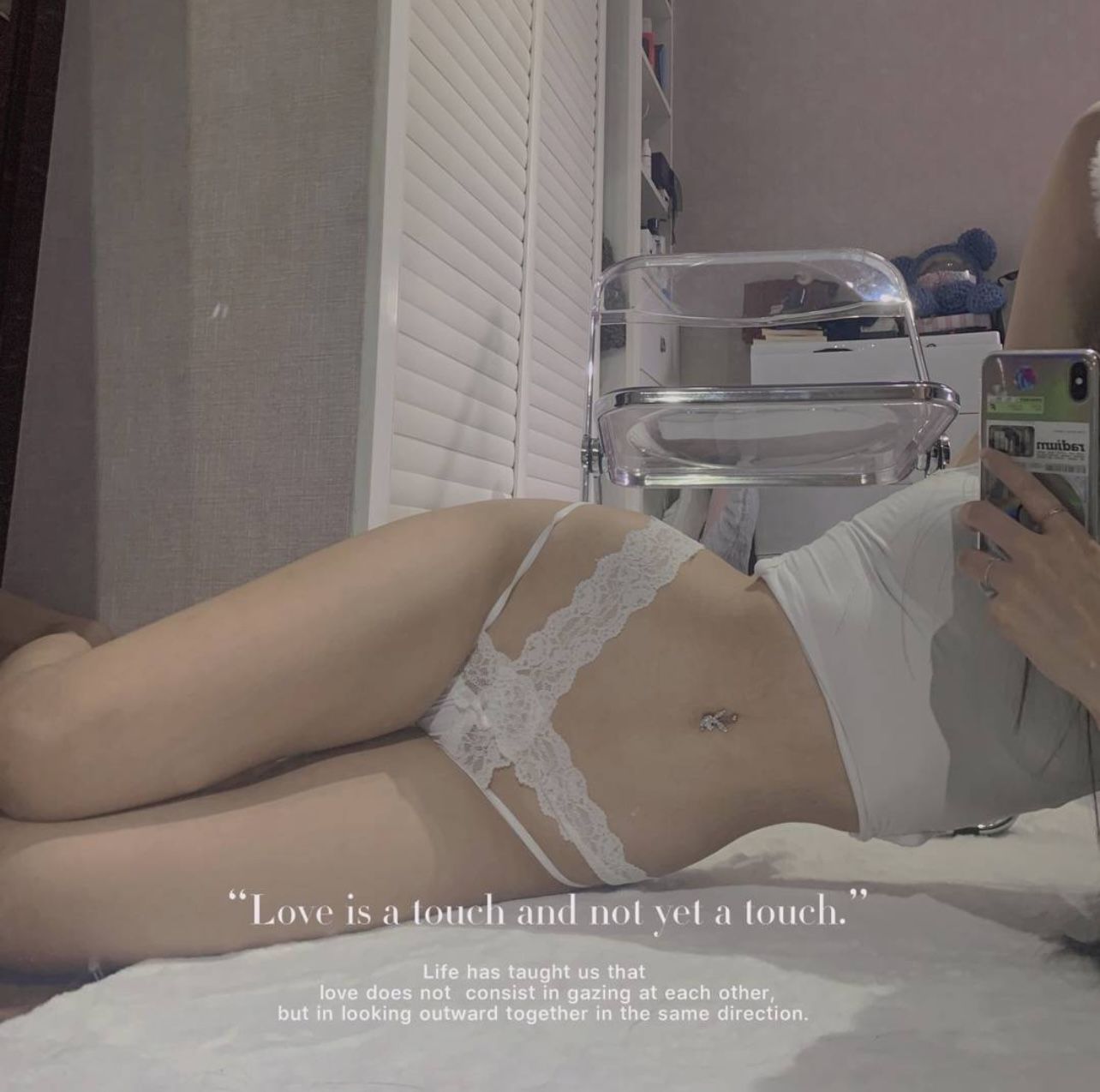 陈佩奇隐秘写真：午后慵懒的诱惑