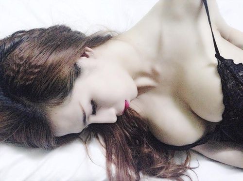 紧紧包裹的丰满，令人鸡动不已 The tightly wrapped plump