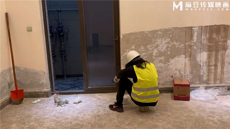 提灯定损房东再报丑闻❤️胁迫少女肉偿 The landlord who held up the lantern to determine the damage and then reported the scandal❤️ coerced the girl to pay for her sex