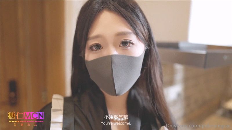 短裙无内肉丝勾引儿子 足交骑乘采精内射 Short skirt without