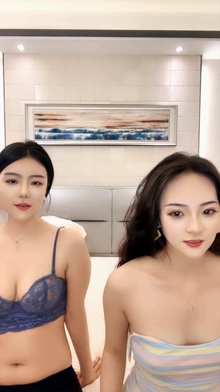 极品女同事换上情趣丝网各种姿势啪啪 The best female collea