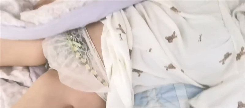 嫂子出轨被我发现 直接摊牌拿下掰开她的B就开操 My sisterinlaw w