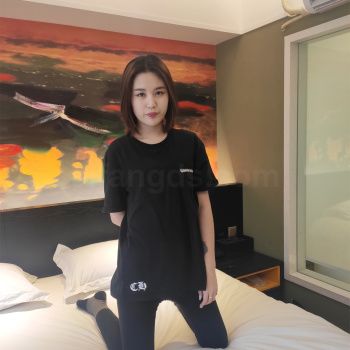 珠海嫩妻母狗，约炮约到老流氓，被操怕了