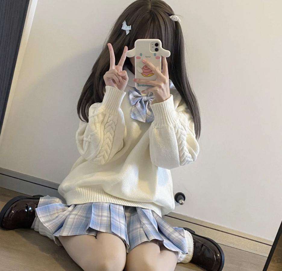 清新校园女神,极品00后小仙女软萌乖巧 Fresh campus goddess, the best post00s little fairy, soft and cute